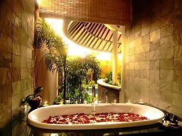 The Kunja 5* Petitenget (Seminyak)