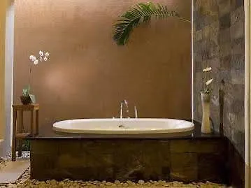 Hotel The Kunja 5*